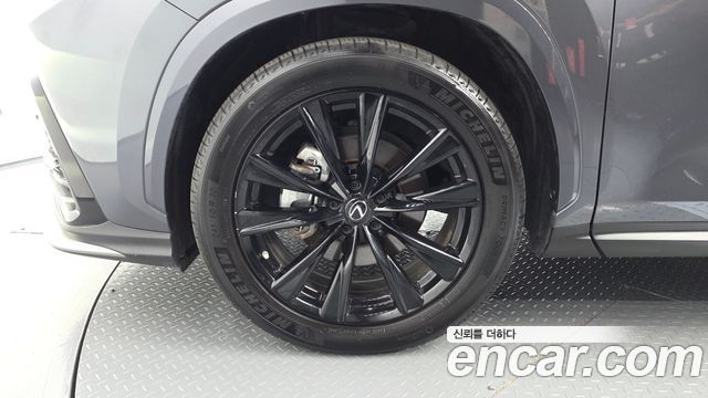 Lexus NX F-Sport — пробег 90 453 км — фото 5 из 5