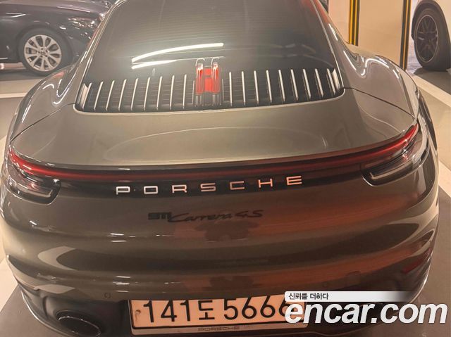 Porsche 911 Carrera 4S — пробег 59 100 км — фото 3 из 5