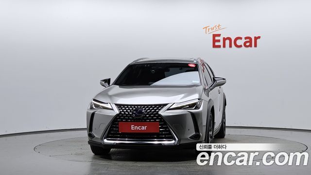 Lexus UX 2.0 2WD — пробег 97 517 км — фото 3 из 5